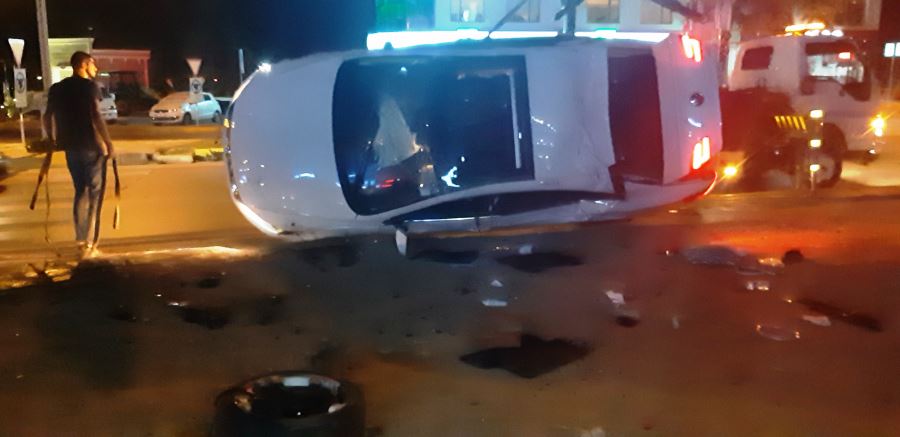 Bodrum’da kavşağa hızlı giren otomobil taklalar attı: 4 yaralı 